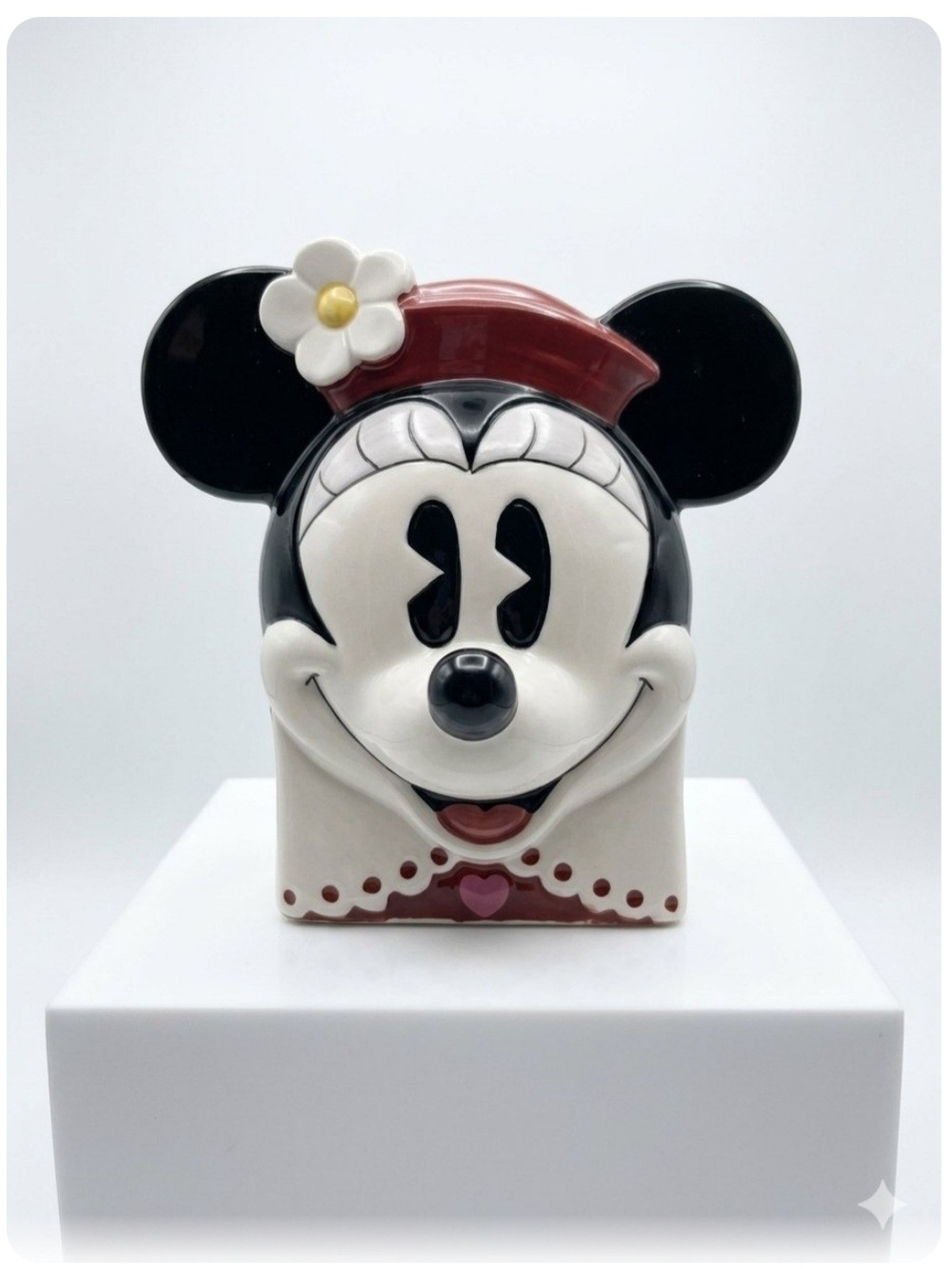 Disney's Minnie Mouse Planter